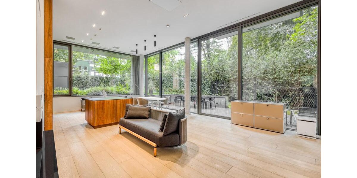 Erdgeschoßwohnung Berlin Charlottenburg-Wilmersdorf - 4 Zimmer, 175 m&sup2;, 5.000&euro; | Angebot:26190092