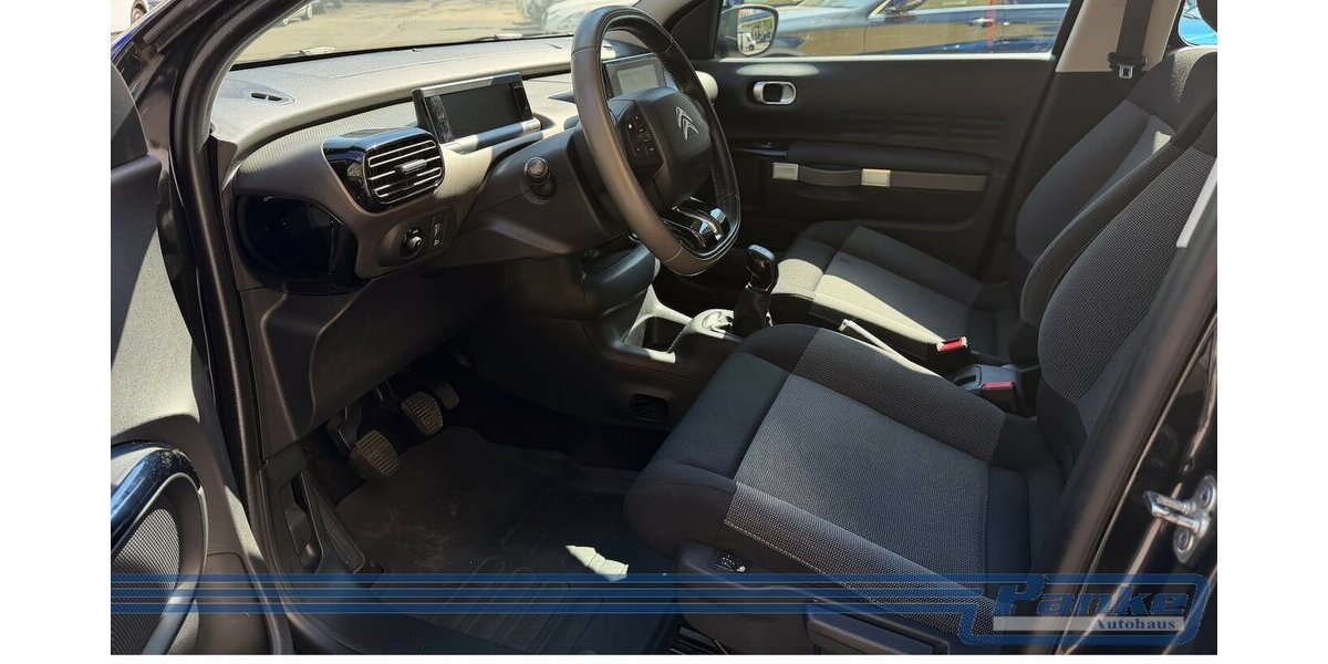 Citroen C4 Cactus Business 1.2*SHZ*NAV*USB*Kamera*LED* 105.469 km 7.600 &euro; Berlin 13187