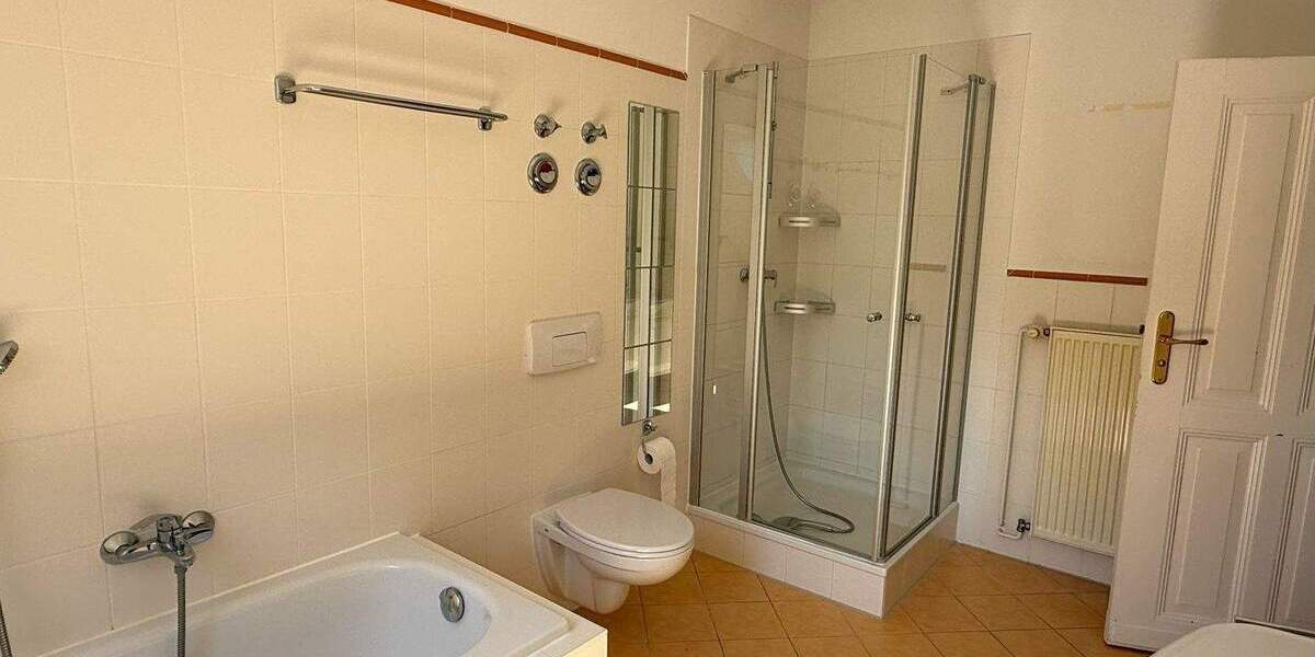 Etagenwohnung Berlin Friedrichshagen - 4 Zimmer, 100 m&sup2;, 540.000&euro; | Angebot:25699622