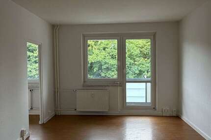 Wohnung Berlin Hellersdorf - 1 Zimmer, 34 m&sup2;, 549&euro; | Angebot:26989516