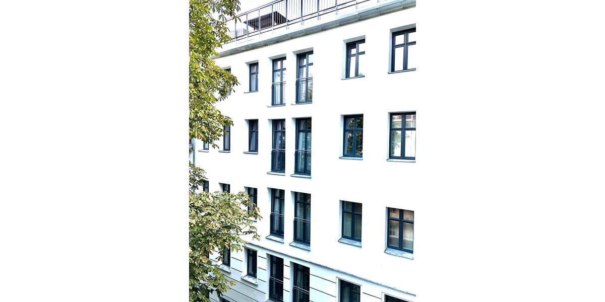 Von Privat Berlin X-Berg: sanierte 2,5-Zimmer-Wohnung (vermietet) 2 zimmer