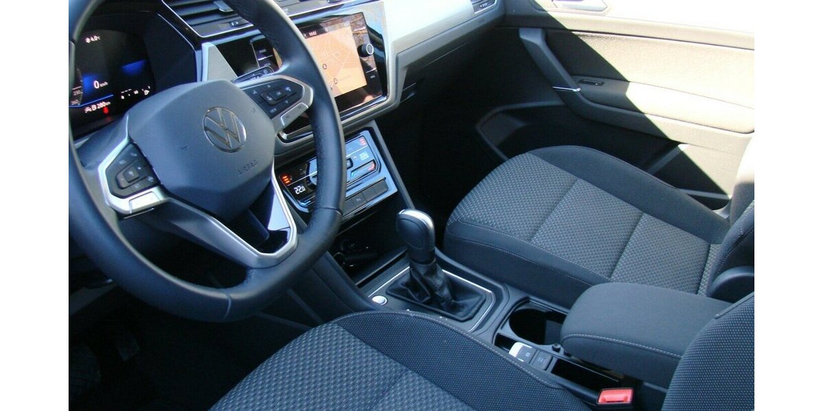 VW Touran 1.5TSI Comfortline 7-Sitzer ACC Standheizun 18.601 km 31.980 &euro; Falkensee 14612