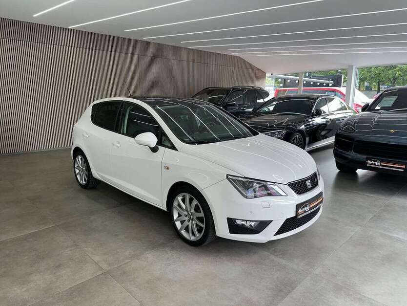 Seat Ibiza 105.946 km 9.950 € Berlin 12357