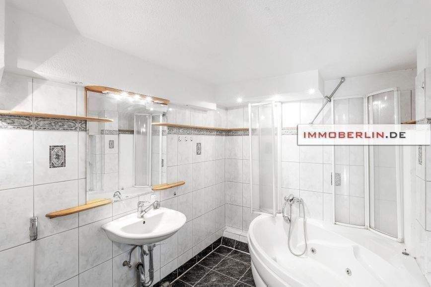 Mehrfamilienhaus, Wohnhaus Berlin Hermsdorf - 6 Zimmer, 238 m&sup2;, 749.000&euro; | Angebot:26014983