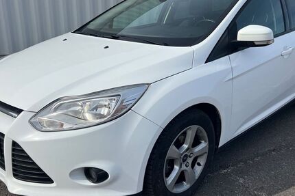 Ford Focus 331.000 km 2.990 &euro; Berlin 12057