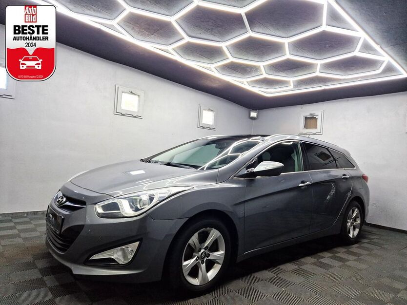 Hyundai i40 259.000 km 6.480 € Berlin 12305