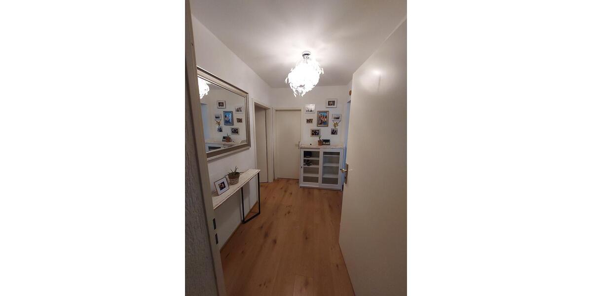 Etagenwohnung Berlin Marzahn-Hellersdorf - 2.5 Zimmer, 70 m&sup2;, 1.350&euro; | Angebot:24658494