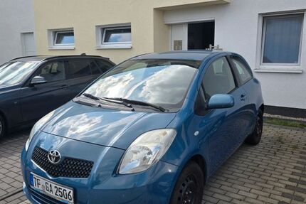 Toyota Yaris 159.983 km 2.799 &euro; Ludwigsfelde 14974
