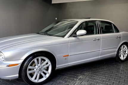 Jaguar XJ 200.000 km 7.990 &euro; Berlin 12279