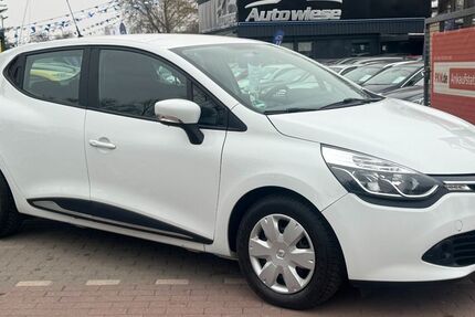 Renault Clio 92.111 km 6.990 &euro; BERLIN 13127