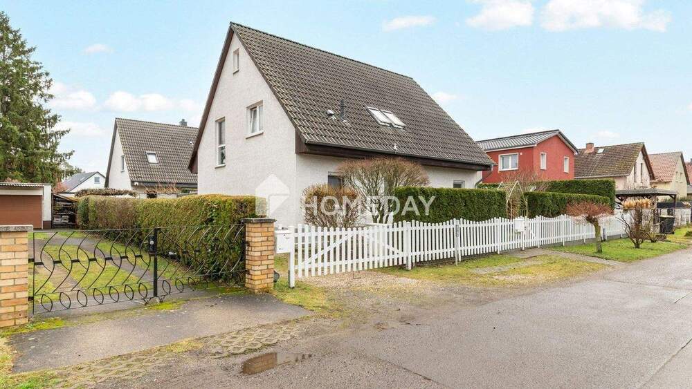 Einfamilienhaus Berlin Karow - 6 Zimmer, 162 m&sup2;, 649.000&euro; | Angebot:25677399