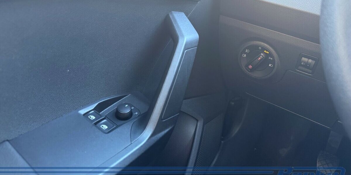 Seat Ibiza 1.0 TSI Reference*Tempo*BT*Klima*1.Hand 134.624 km 7.990 &euro; Berlin 13187