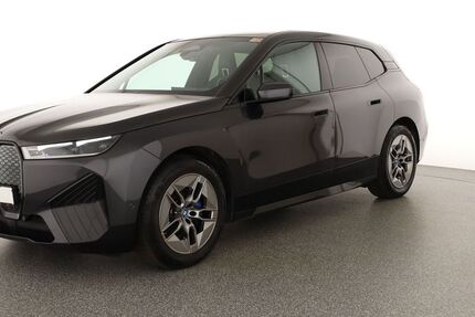 BMW iX 35.675 km 42.880 &euro; Berlin 12103