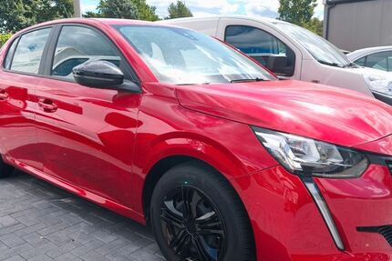 Peugeot 208 45.500 km 10.390 &euro; Königs Wusterhausen OT Zeessen 15711
