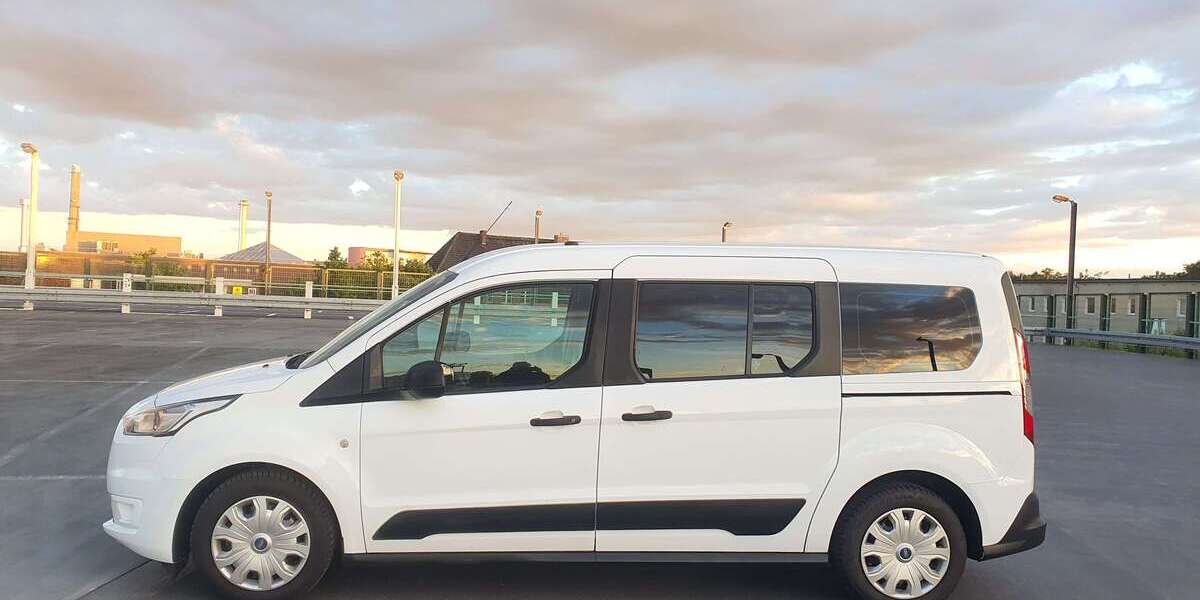 Ford Transit Connect 202.000 km 9.800 &euro; Berlin 13581