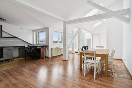 MALERISCHER STEPHANKIEZ: LICHTDURCHFLUTETES DACHGESCHOSS MIT TERRASSE IN PARKNÄHE! - Wohnung Berlin Moabit | Angebot:24673783