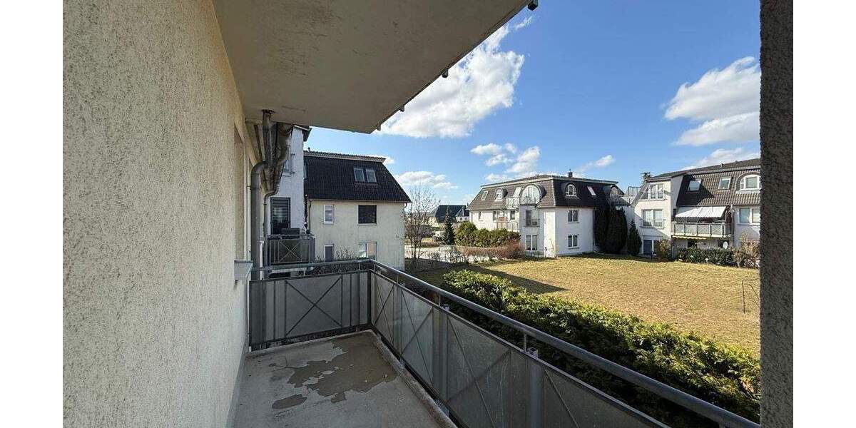 Etagenwohnung Blumberg Blumberg - 2 Zimmer, 65 m&sup2;, 860&euro; | Angebot:25796273