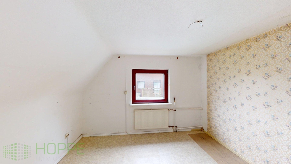Lankwitz - Renovierungsbedürftige Doppelhaushälfte mit idyllischem Garten - Doppelhaushälfte Berlin Berlin - Steglitz-Zehlendorf - Lankwitz | Angebot:26649308