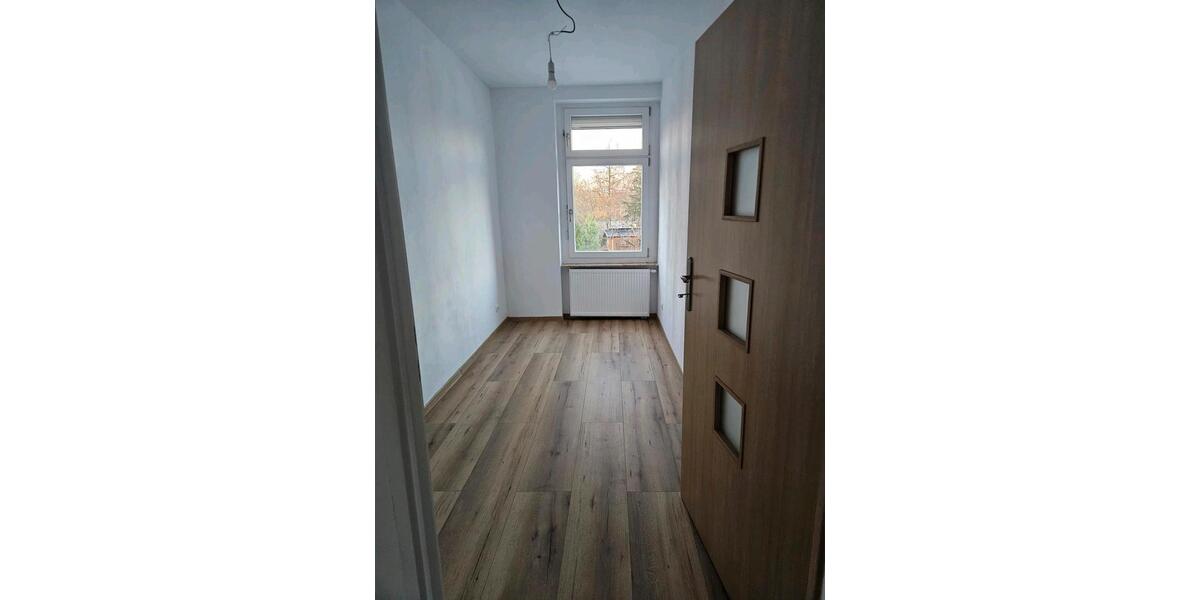 Etagenwohnung Berlin Treptow-Köpenick - 4 Zimmer, 96 m&sup2;, 1.400&euro; | Angebot:24868190