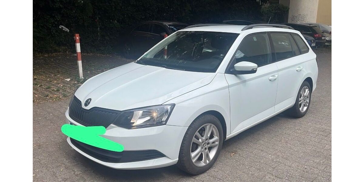 Skoda Fabia 194.000 km 4.800 &euro; berlin 12057