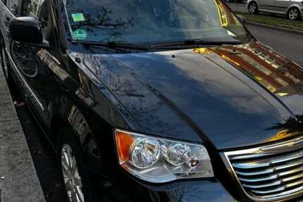 Chrysler Town & Country 159.000 km 14.050 &euro; Berlin, Stadt (Berlin) 10555