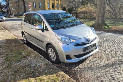 Toyota Verso-S 139.000 km 7.350 &euro; Berlin 12203