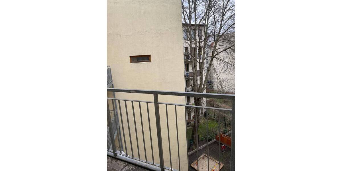 Etagenwohnung Berlin Prenzlauer Berg - 3 Zimmer, 82 m&sup2;, 2.054&euro; | Angebot:26093766