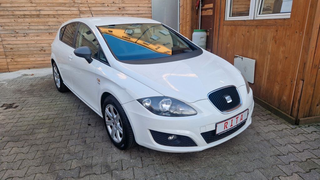 Seat Leon 97.973 km 5.980 &euro; Berlin 10627