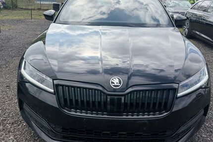 Skoda Superb 175.000 km 19.999 &euro; Blankenfelde-Mahlow 15831