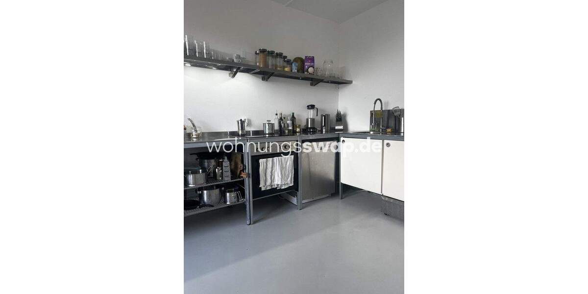 Etagenwohnung Berlin Lichtenberg - 2 Zimmer, 64 m&sup2;, 398&euro; | Angebot:25994389