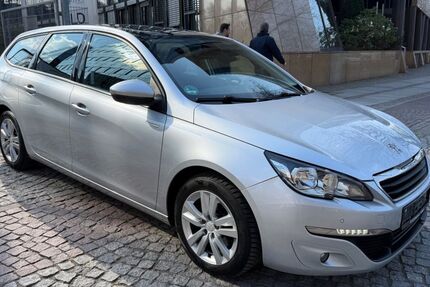 Peugeot 308 223.000 km 5.299 &euro; Berlin 10553