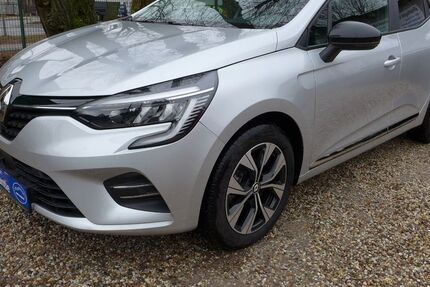 Renault Clio 9.724 km 14.980 &euro; Berlin 13088