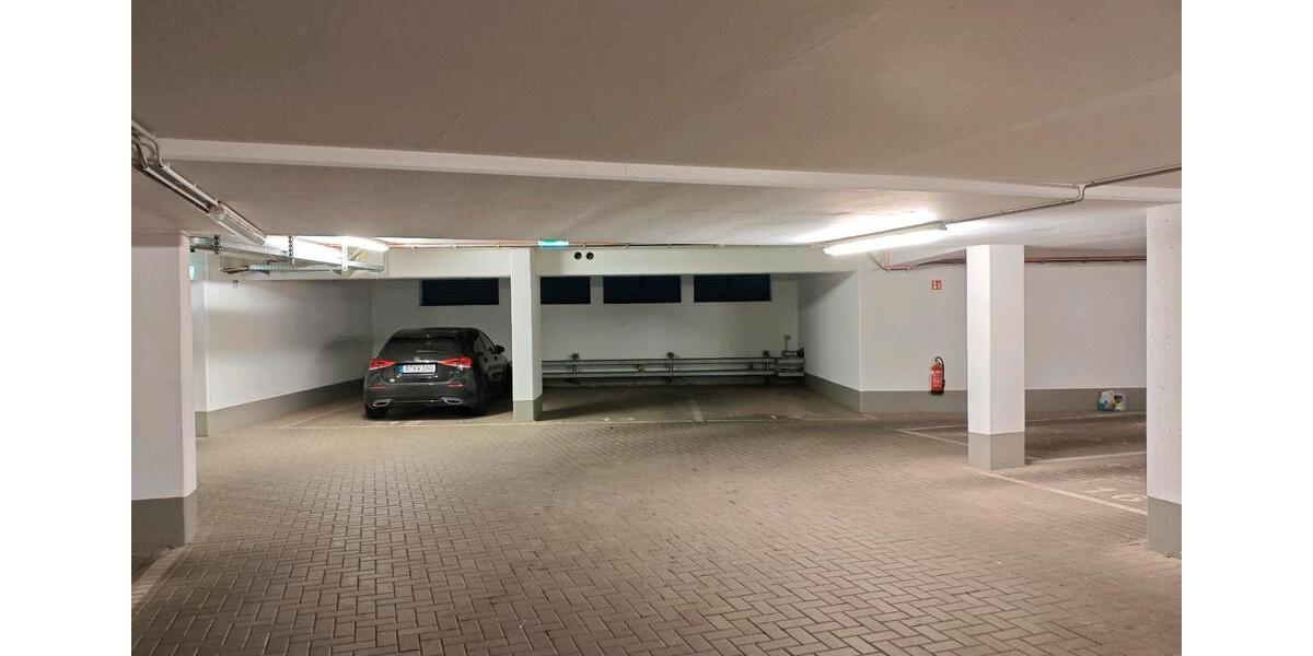 Garagen / Stellplätze Berlin Mitte - 140&euro; | Angebot:26272157