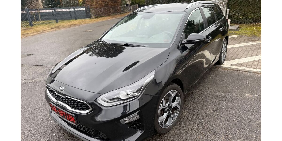 Kia ceed Sportswagon 121.000 km 14.900 &euro; Berlin-Schönefeld 12529
