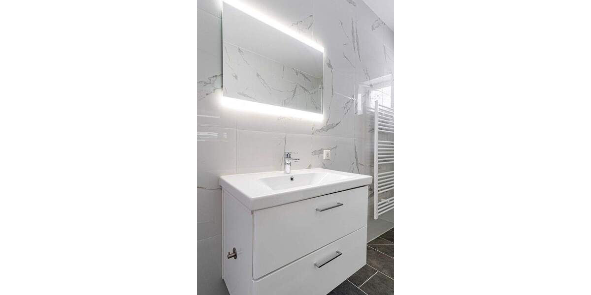 Bungalow Berlin Bohnsdorf - 4 Zimmer, 101 m&sup2;, 275.000&euro; | Angebot:25760400