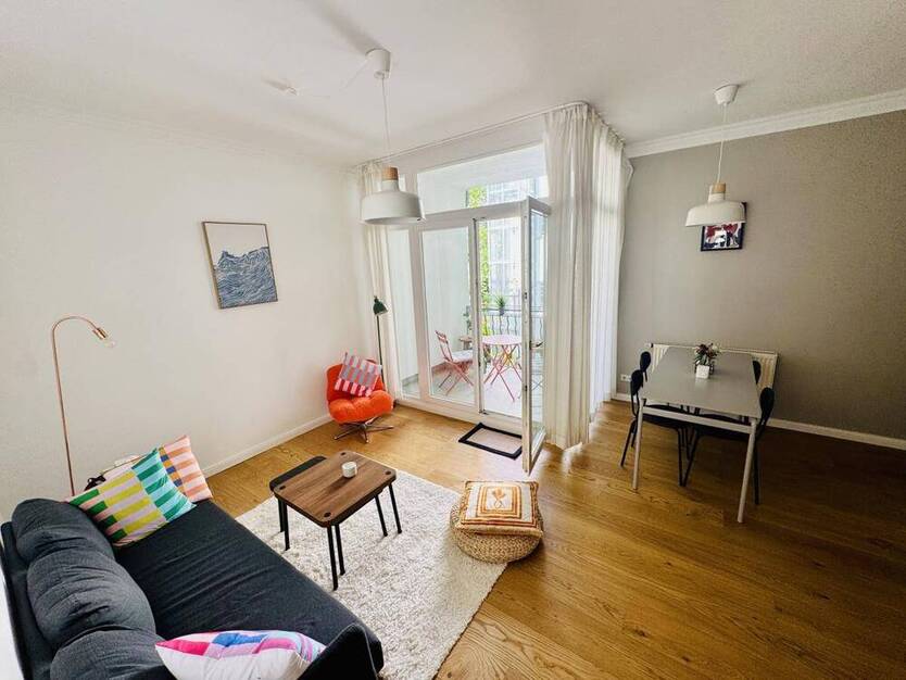 Toplage Prenzlauer Berg - Möbliertes Apartment am Helmholtzplatz!