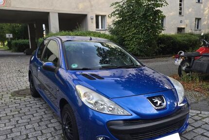 Peugeot 206 160.000 km 1.300 &euro; Berlin 13353