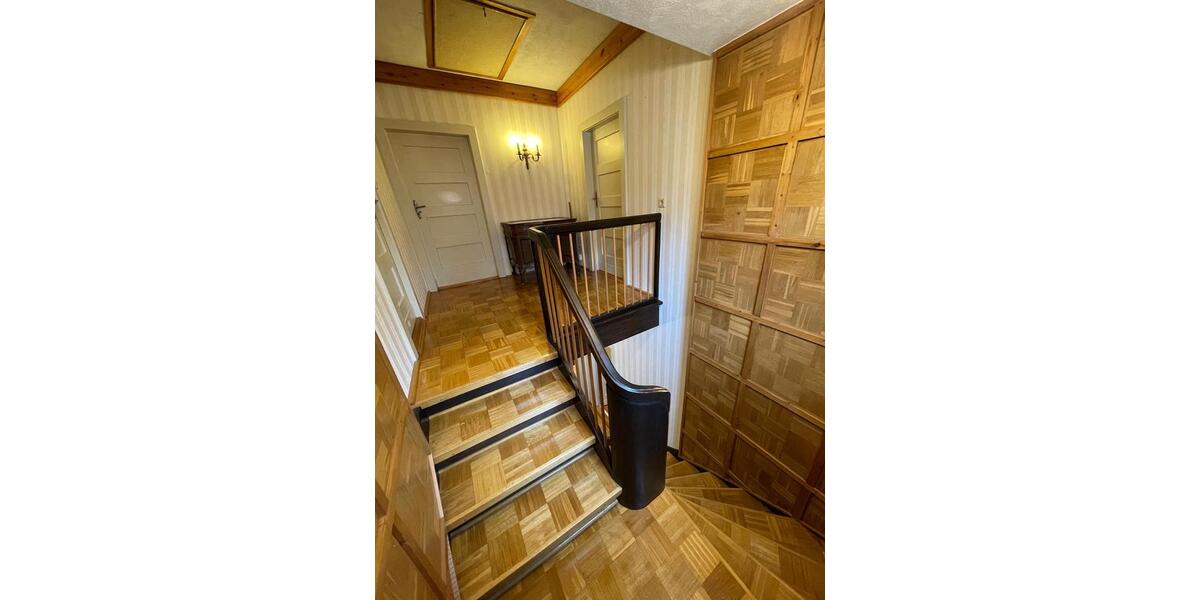 Einfamilienhaus Kleinmachnow - 6 Zimmer, 180 m&sup2;, 2.700&euro; | Angebot:24379408