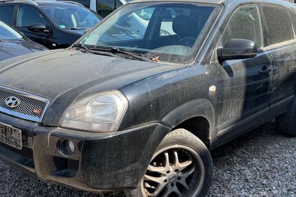 Hyundai TUCSON 126.000 km 3.350 &euro; Berlin 10245