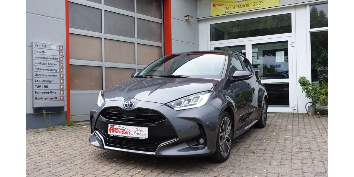 Toyota Yaris 28.166 km 23.900 &euro; Dahlwitz Hoppegarten 15366