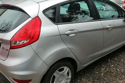 Ford Fiesta 125.000 km 2.950 &euro; Schönefeld OT-Waltersdorf 12529