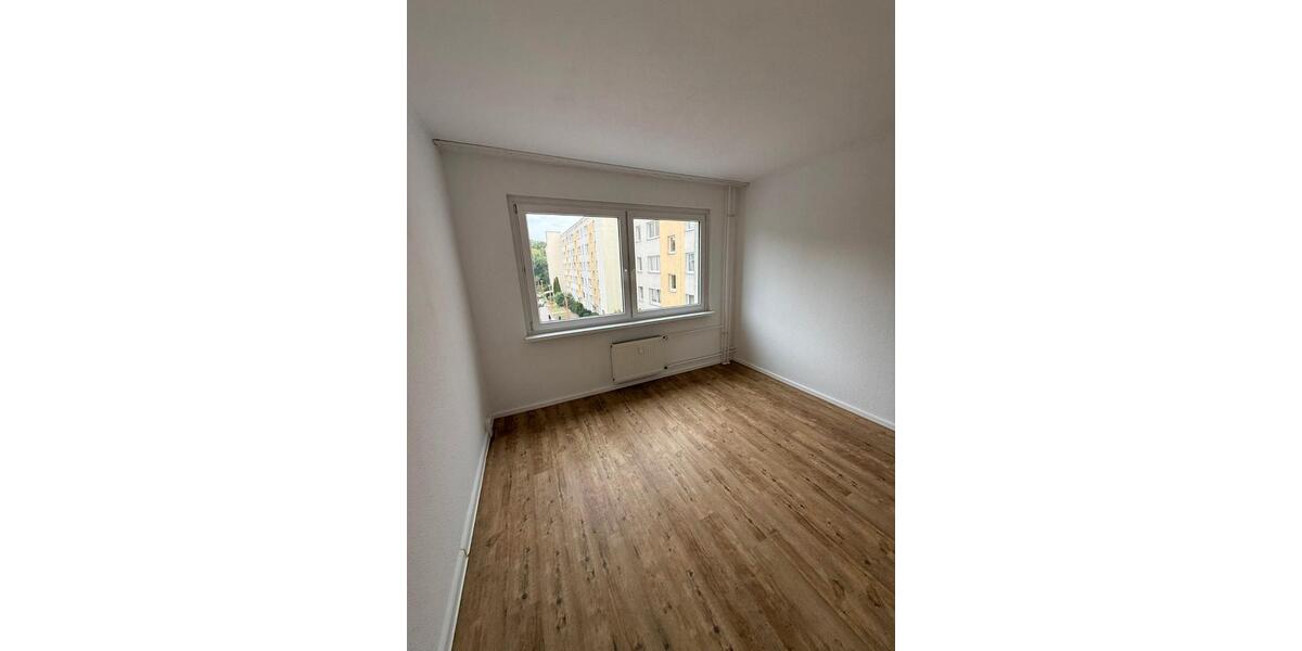 Etagenwohnung Berlin Lichtenberg - 3 Zimmer, 75 m&sup2;, 850&euro; | Angebot:27686949