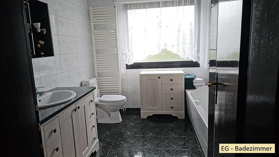 Einfamilienhaus Berlin Spandau - 9 Zimmer, 245 m&sup2;, 829.000&euro; | Angebot:27130466
