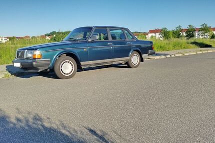 Volvo 240 250.000 km 4.500 &euro; Potsdam 14469
