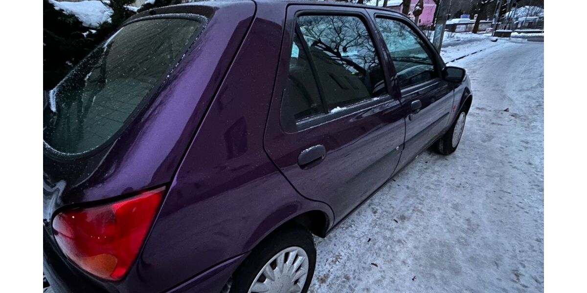 Ford Fiesta 197.000 km 950 &euro; Berlin 13125