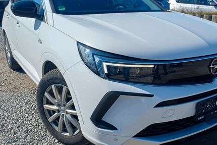 Opel Grandland (X) 107.176 km 15.799 &euro; Mittenwalde 15749