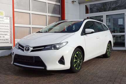 Toyota Auris 258.631 km 7.900 &euro; Dahlwitz - Hoppegarten 15366