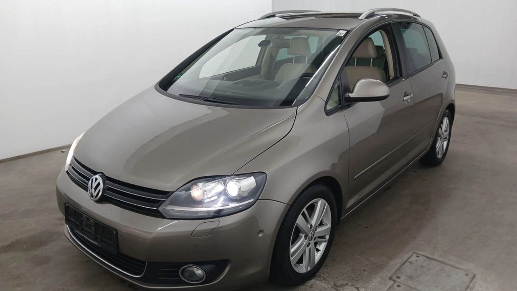 VW Golf 157.000 km 8.780 &euro; Berlin-Charlottenburg 14052