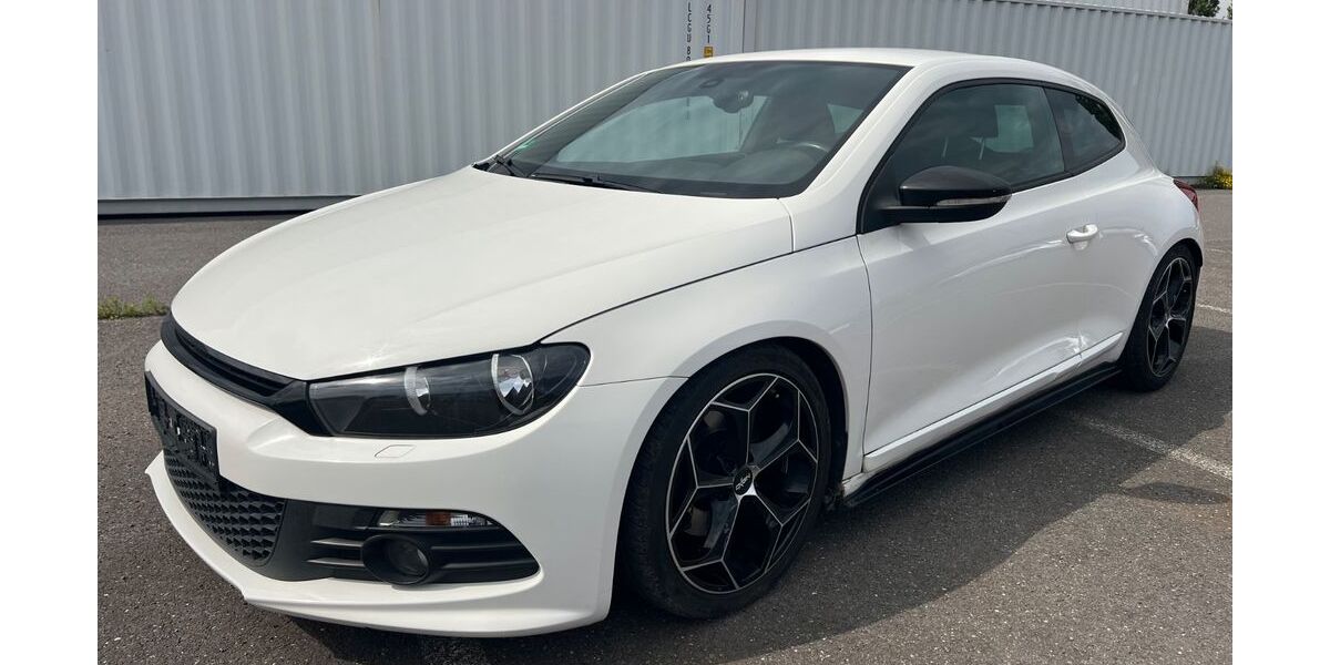 VW Scirocco 153.000 km 4.950 &euro; Berlin 12057