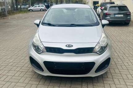 Kia Rio 93.000 km 4.499 &euro; Berlin 12349